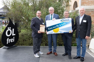 September 2022: Raus aus Öl und Gas: Pottendorf erhielt Auszeichnung!