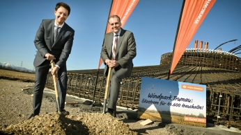Karl Gruber, Wien Energie Geschäftsführer und Andreas Kollross, Bürgermeister Trumau